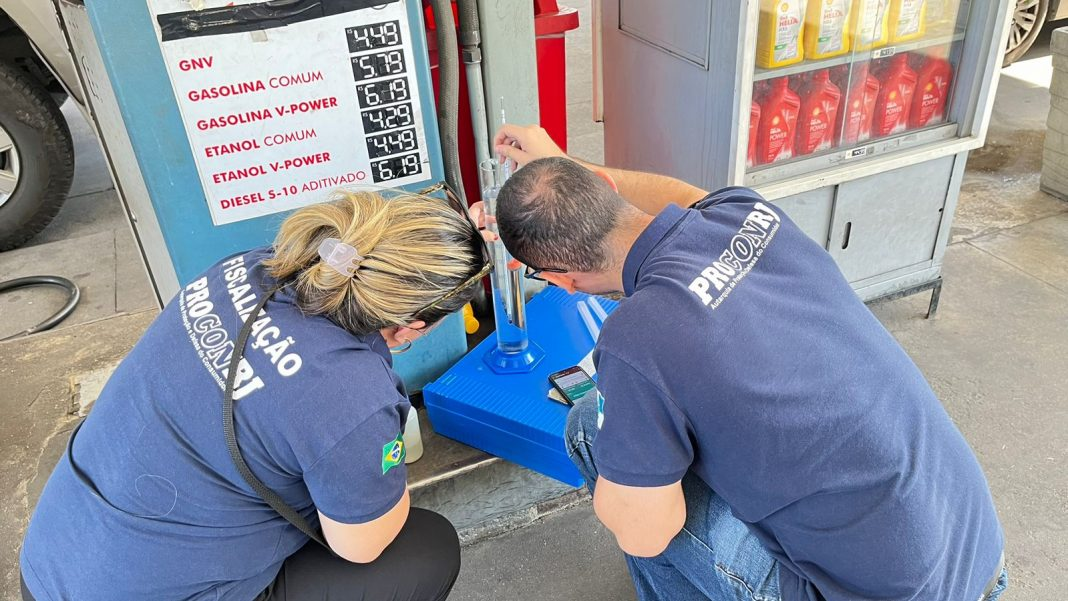 Cuidado Na Hora De Abastecer O Carro Voc Pode Estar Sendo Enganado