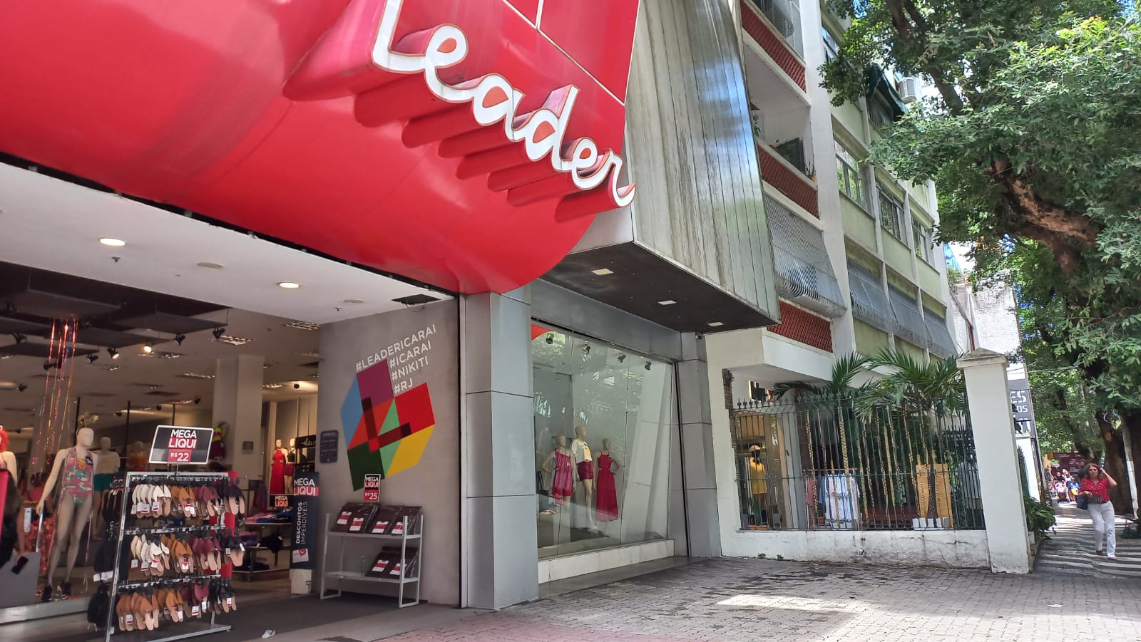 Lojas best sale leader roupas