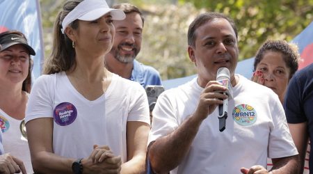 isabel e rodrigo na região oceânica