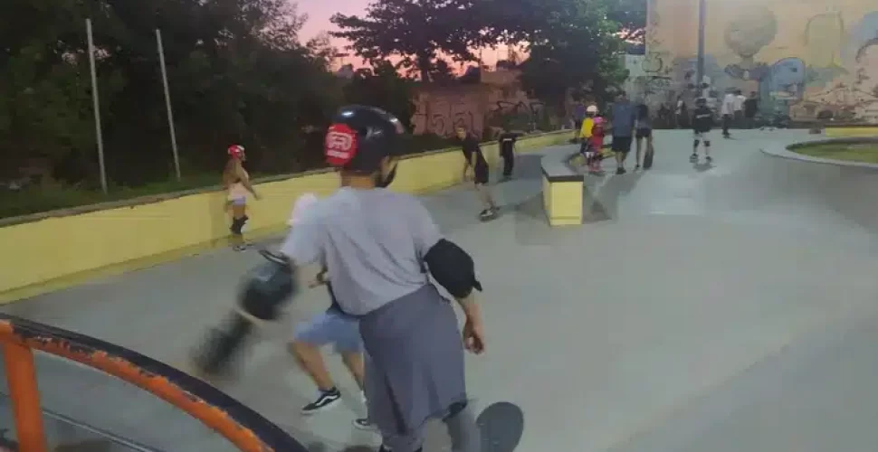 Fim de tarde no Skatepark de São Francisco. Foto de leitor