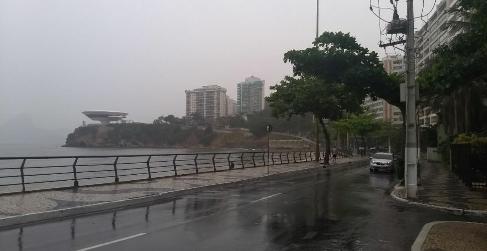 Semana será chuvosa em Niterói. Foto: leitor