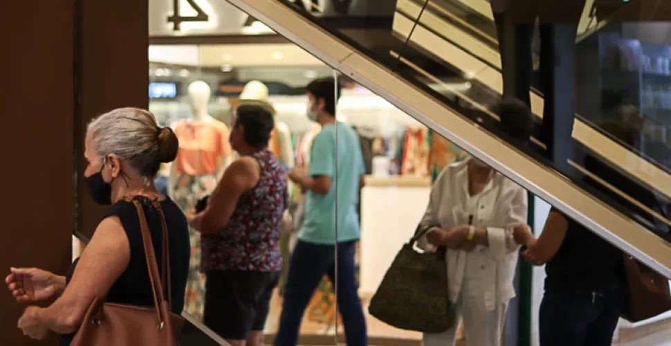 Shopping Icaraí tem grande movimentação de pessoas / Foto: Amanda Ares