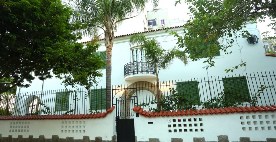 casa ainda estou aqui