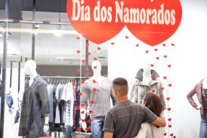 comércio dia dos namorados 1