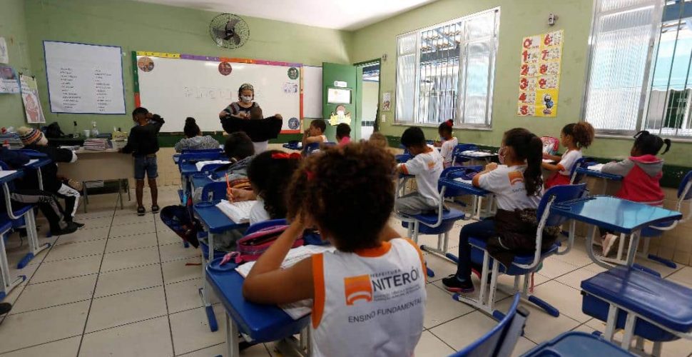 Profissionais da Rede Pública de ensino vão receber aumento, em Niterói. Foto: leitor