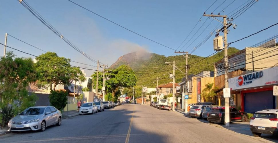 incêndio morro santo inácio, niterói