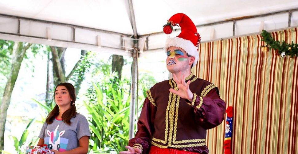peça infantil O dia em que conheci Papai Noel no Horto de Itaipu