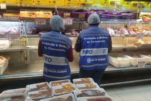 procon_rj_fiscaliza_supermercado