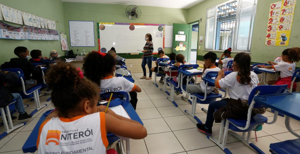 sala de aula niterói ensino fundamental