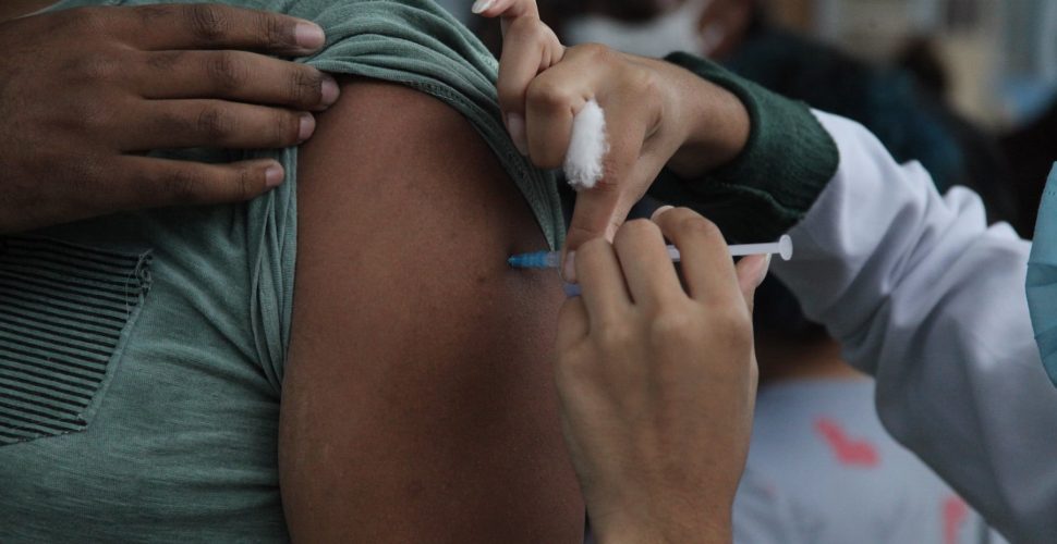 vacinação covid-19 em são gonçalo Foto divulgação prefeitura de Sg